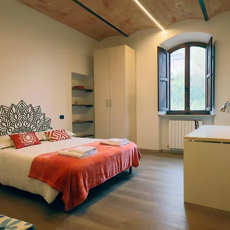 Comodo Appartamento, Subito Fuori Le Mura Siena