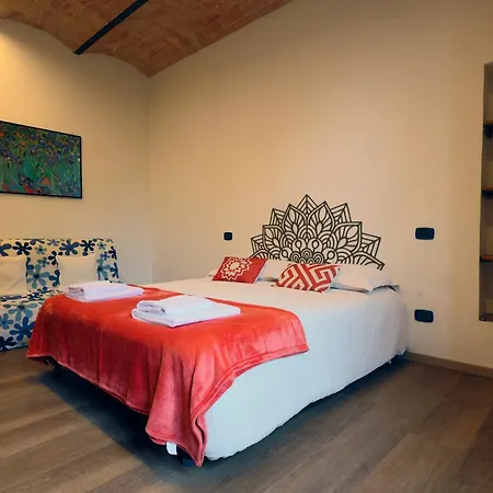 Comodo Appartamento, Subito Fuori Le Mura Διαμέρισμα