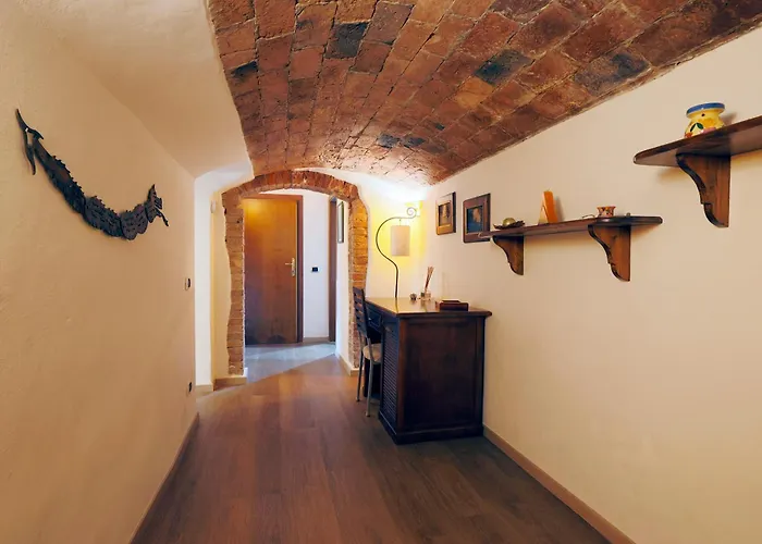 Martini86 - Comodo, Subito Fuori Le Mura - Naonbnb * Siena