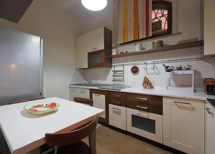 Martini86 - Comodo, Subito Fuori Le Mura - Naonbnb *