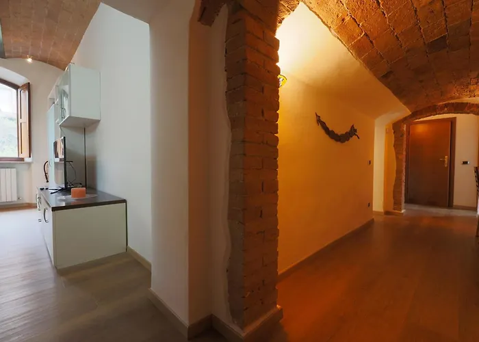 Martini86 - Comodo, Subito Fuori Le Mura - Naonbnb *